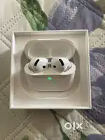 Apple AirPods 4 with ANC