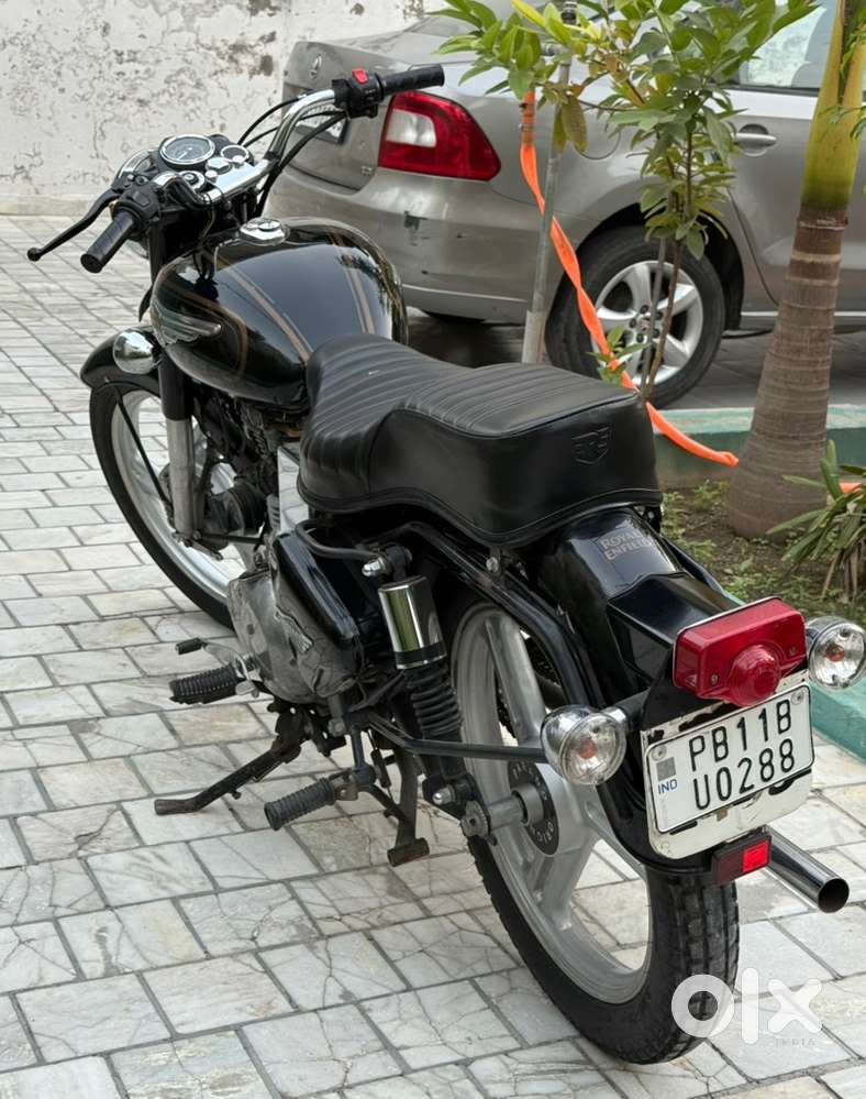 all orignal full laminated company self start 2015 model first owner