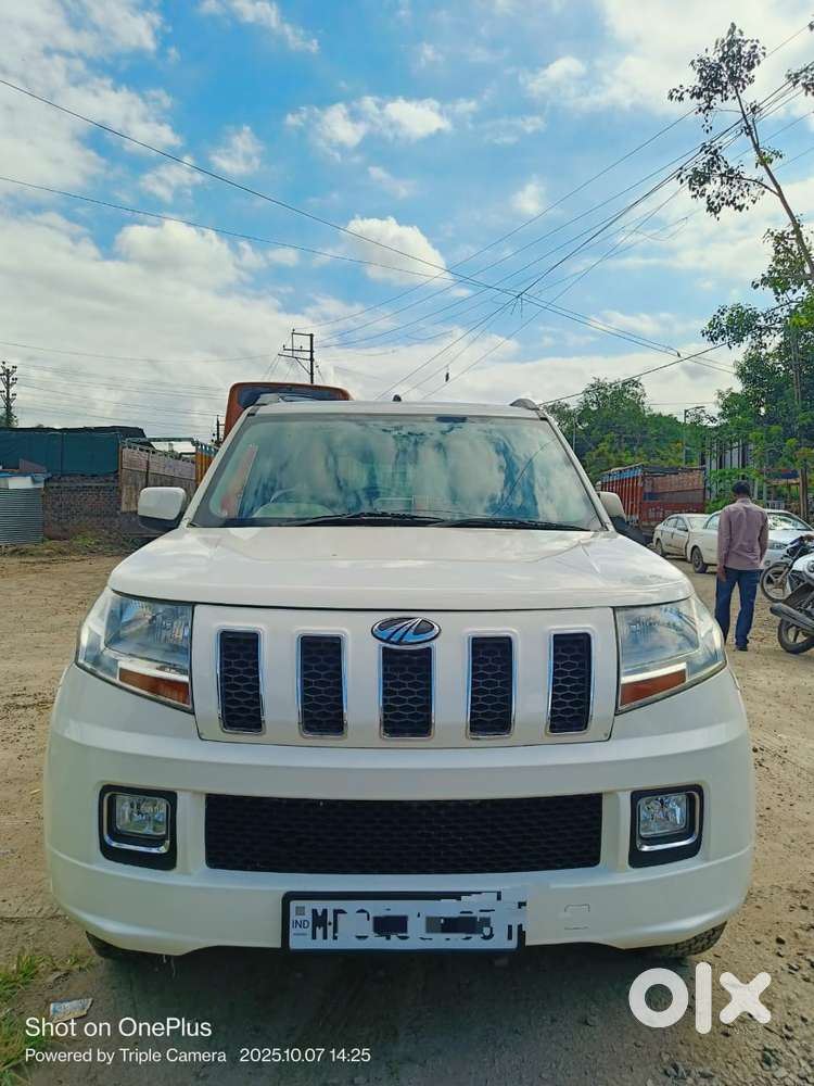 Mahindra TUV 300 T8, 2015, Diesel