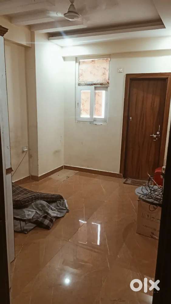 1 private room with attached washroom available for rent