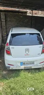 Hyundai i10 2013 Petrol & CNG 105000 Km Driven