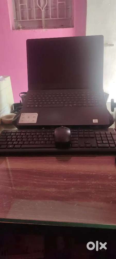 Laptop selling