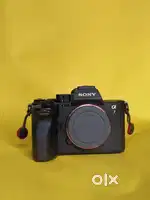 Sony 7m4,G 85mm, sigma35mm