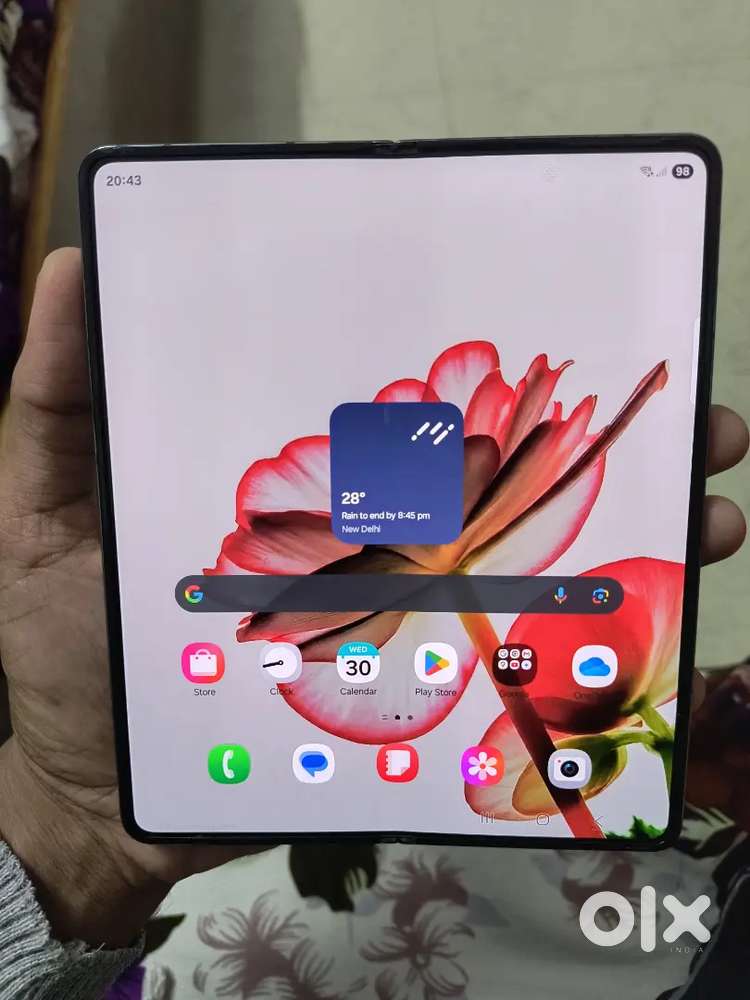 SAMSUNG FOLD 4