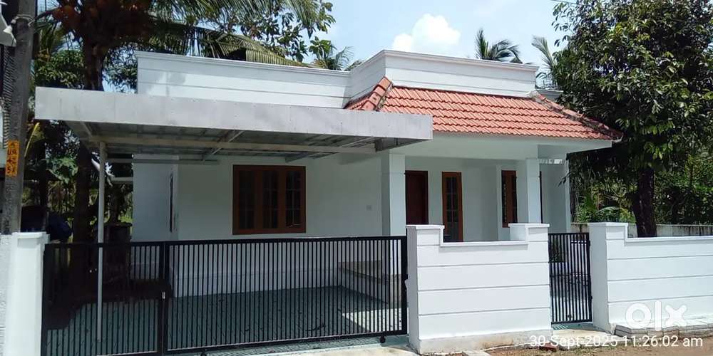 Athirampuzha university near 5 cent 3 bhk house, loan also provided