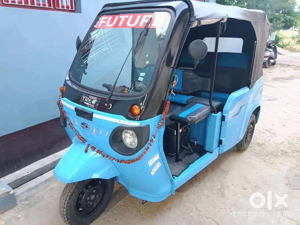 Mahindra ई-आटो - किराये पर चलाने के लिए संपर्क करें