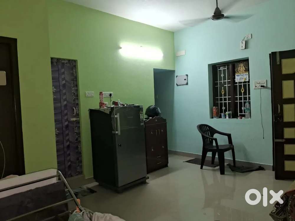 House for rent 2bhk 1st floor new perungalathur