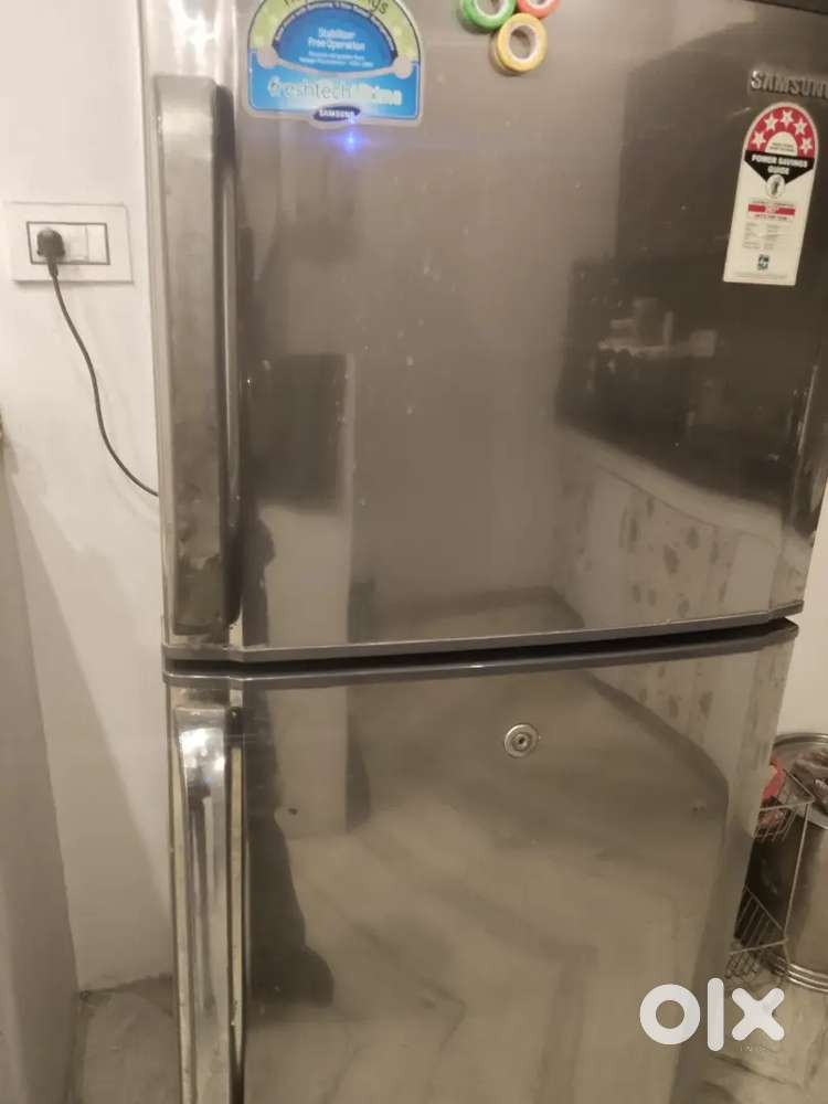 Double door fridge in new condition
