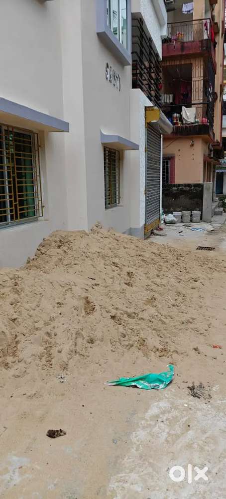 Space for rent ground floor for office perpose