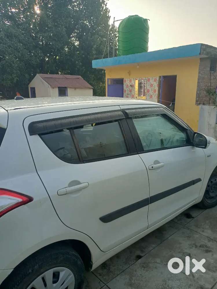 Maruti Suzuki Swift 2012 Petrol 100000 Km Driven