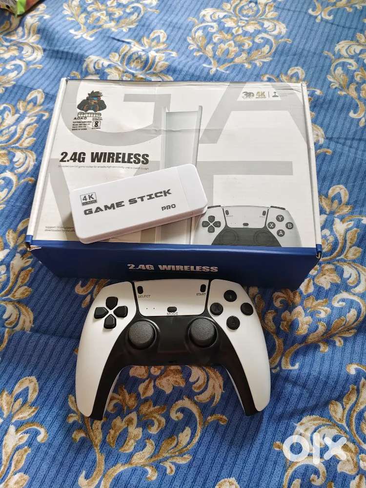Retro gaming console