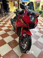 R15 V4 Red