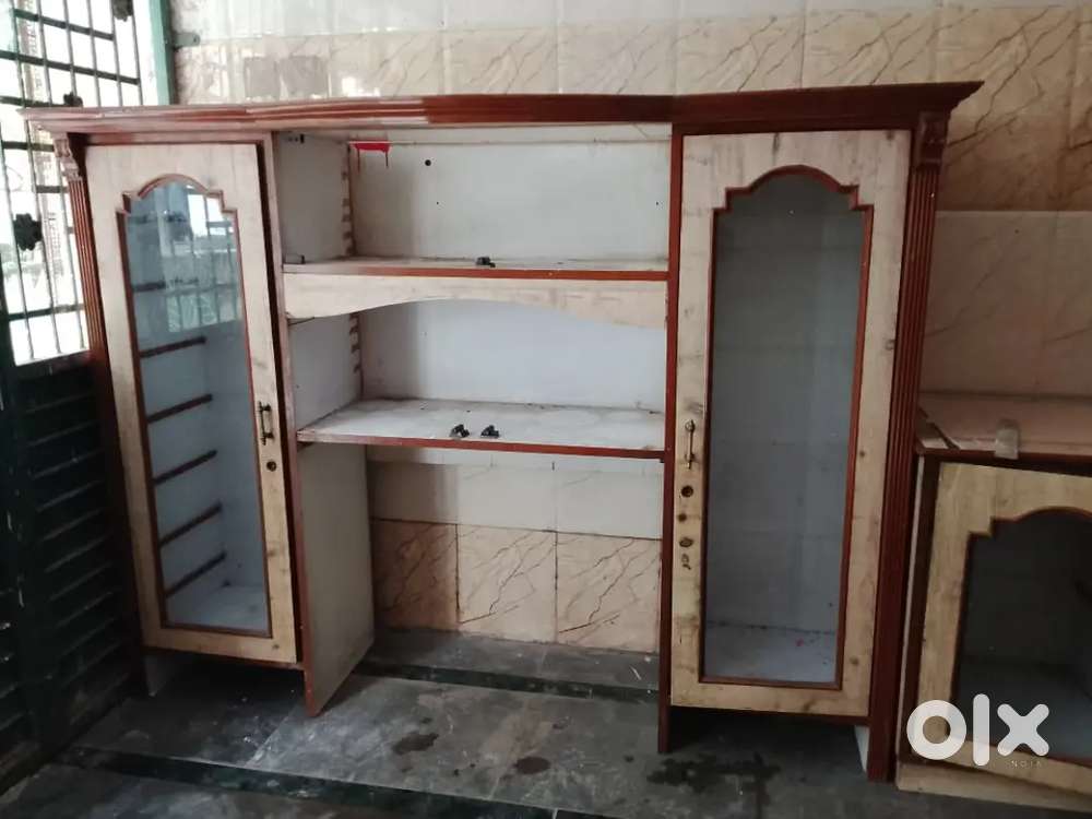 Wardrobe near mumbra