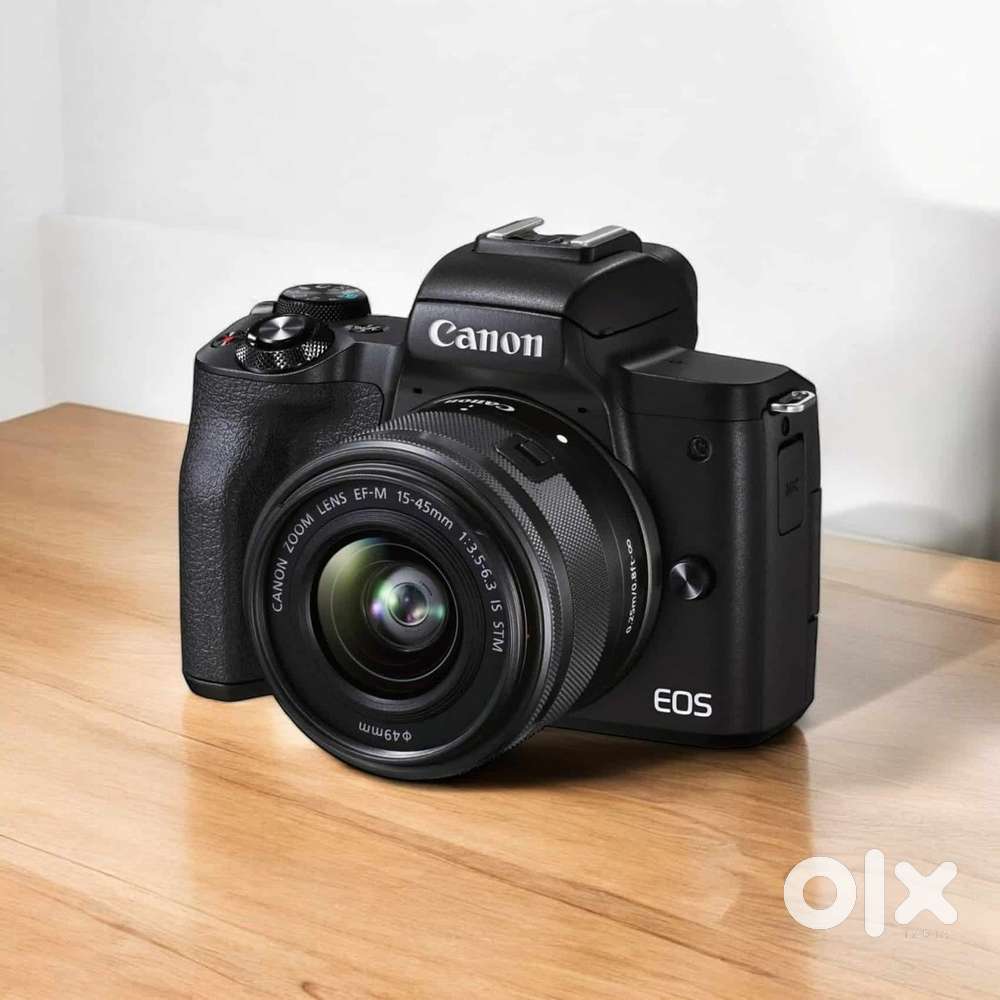 Canon M50 Mark II with 18-45mm Kit Lens  & 2 Batteries