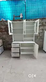 BRAND NEW 4/6 KICHAN CABINET