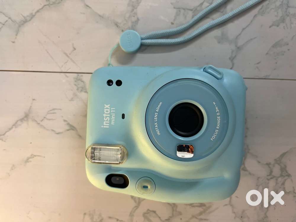 Instax mini 11 camera