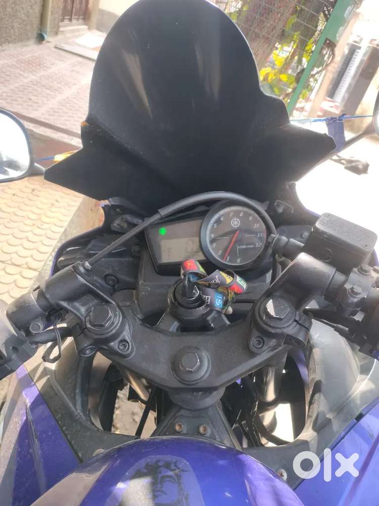 Good Bike  R15v2 2012 model Rc Paper Complete