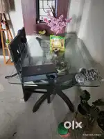 6 Seater Dining table