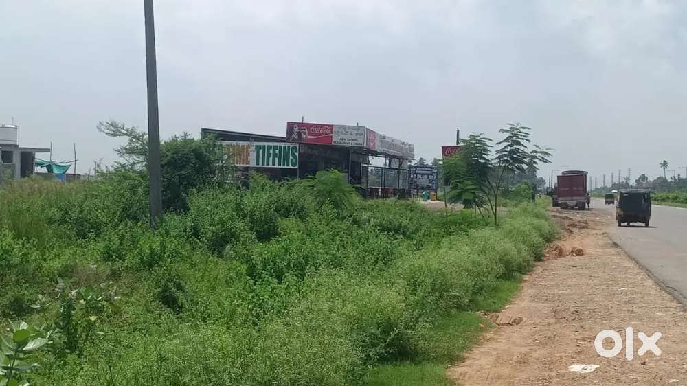 Vizag To Srikakulam Highway facing commercial  34 sends available