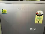 SMALL GREY COLOURED KELVINATOR REFRIGERATOR ( FRIDGE) CAPACITY 95 Litr