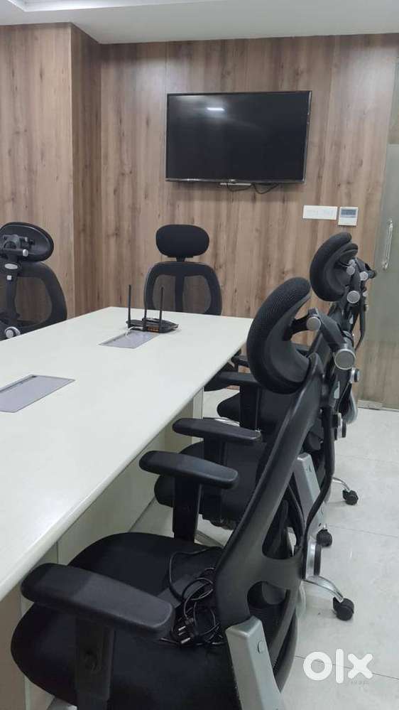 fully furnished office space available for rent