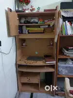 Wooden computer table