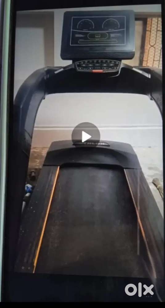 Athlon treadmill machine