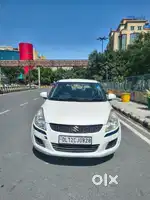 Maruti Suzuki Swift LXI Optional-O, 2014, Petrol