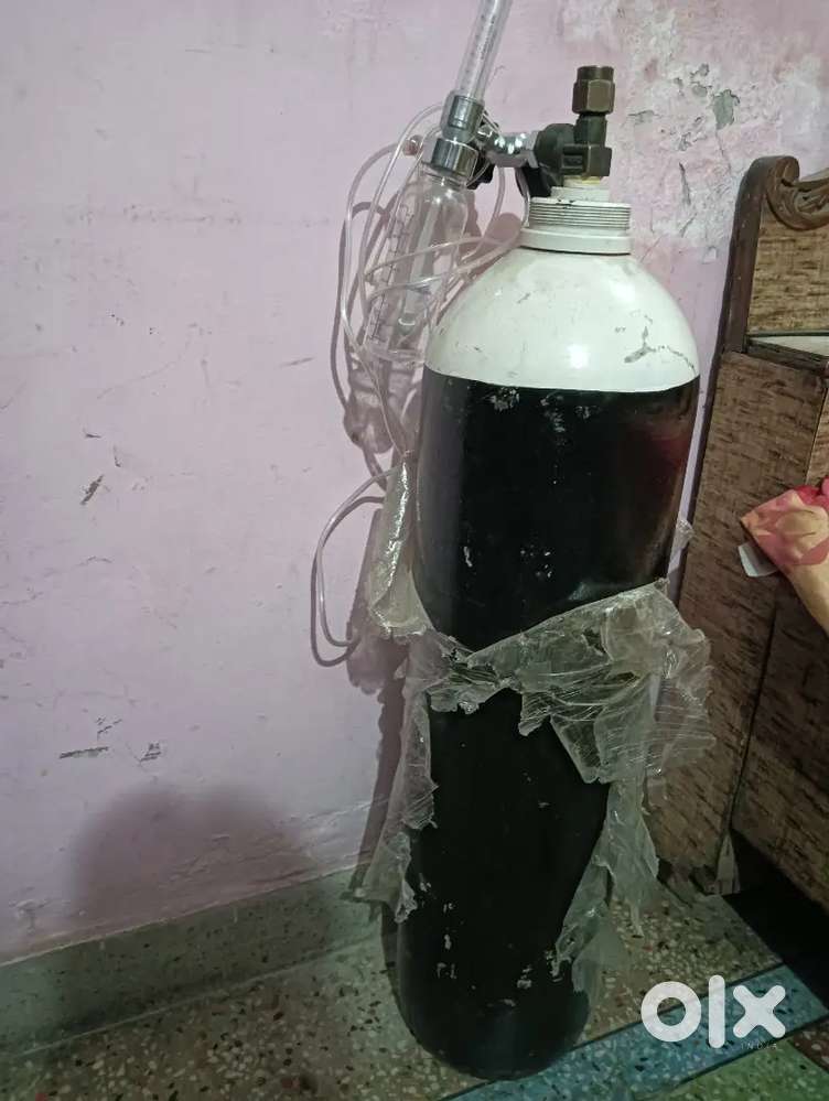 Oxygen cylinder 30 litre