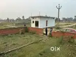 Gaohniya market se 500 mtr.duri par