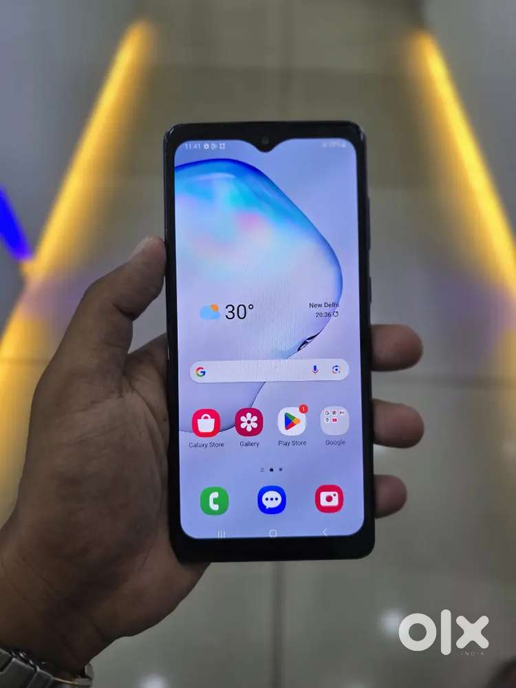 Samsung galaxy Note 10 lite (8+128)