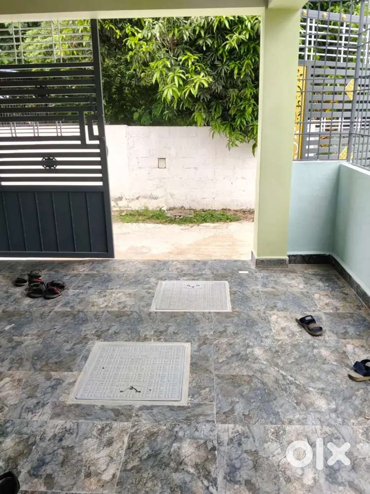 Low Budget New modern House for sale at Katpadi Senur
