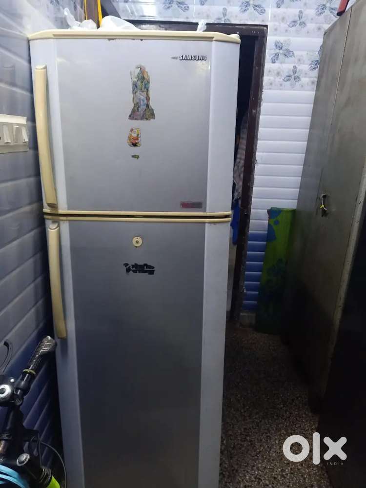 Fridge/Double door/samsung fridge