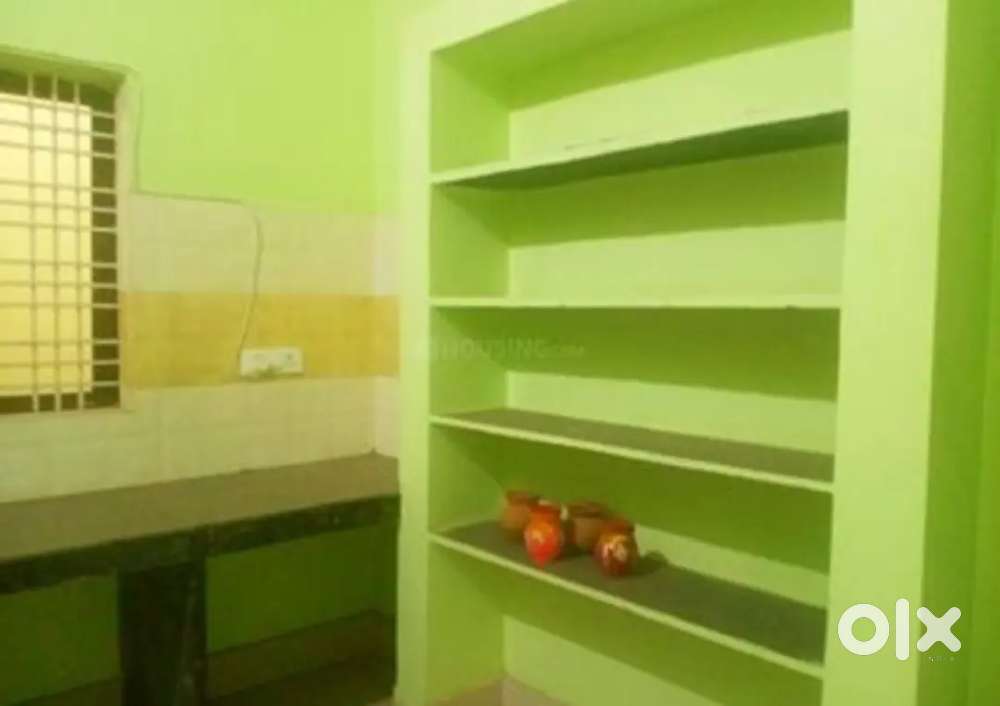 2Bhk House In 1st Floor