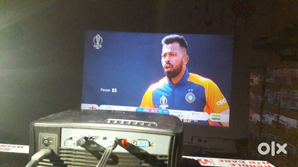 Rdd5 intrex android projector 4k 3d wifi mcast 200 inchs hdmi usb dayl