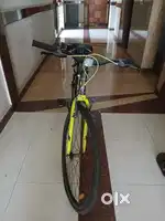 Mach city bicycle