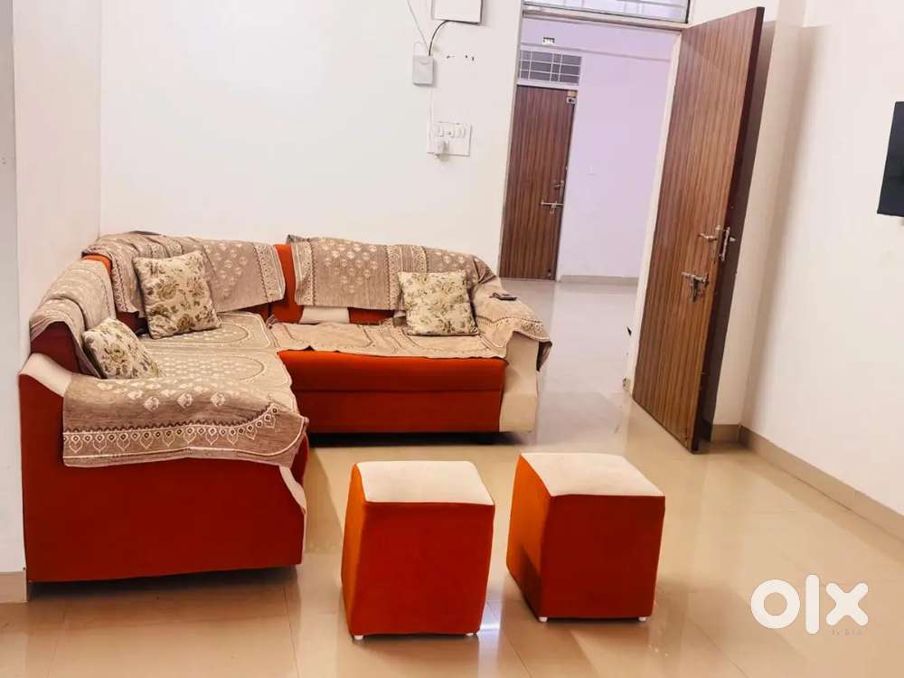 3bhk semi furnished flat independent covered campus scheme no 140