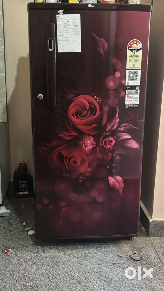 An year old LG 4star fridge for sale (180L)