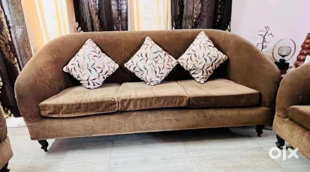 5 Seater Sofa 3+1+1 with side table