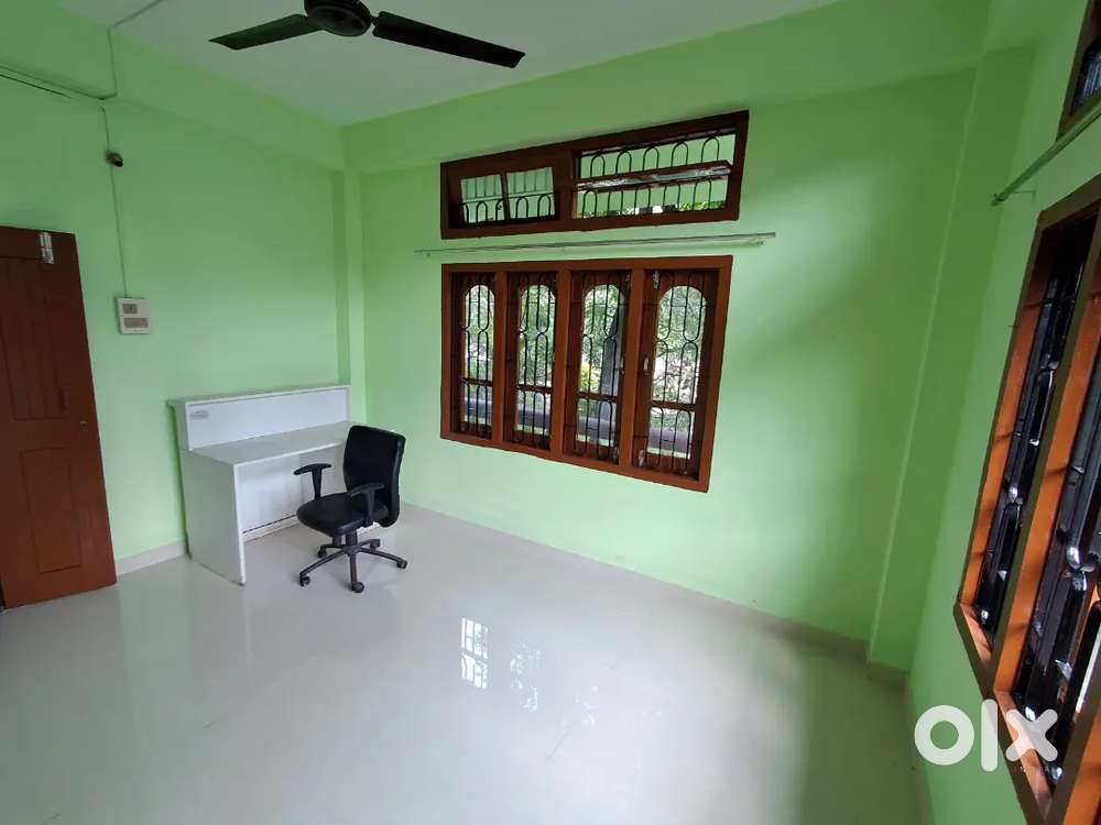 2BHK Apartment for Rent at Zoo Road