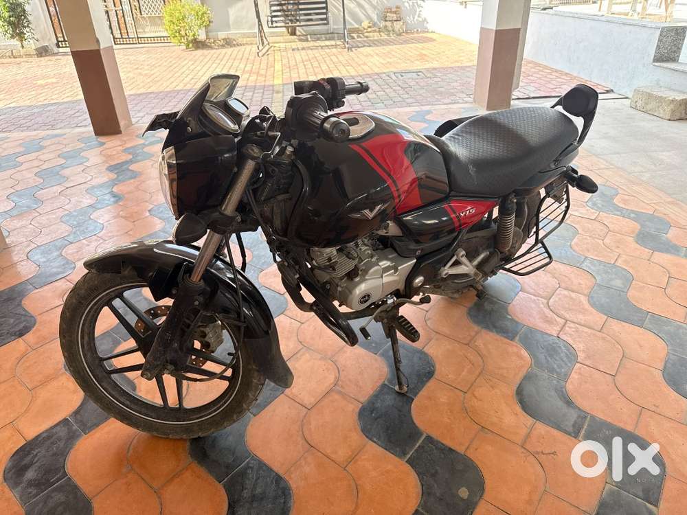 Bajaj, V15, 2018.