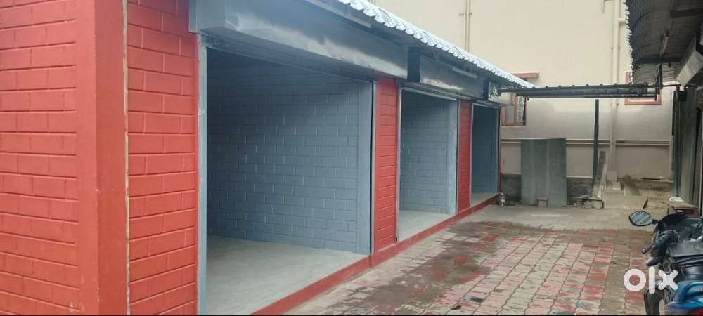 Commercial property with 15HP line in Avarampalayam for Rent