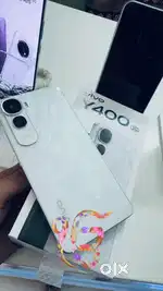 Vivo Y 400
