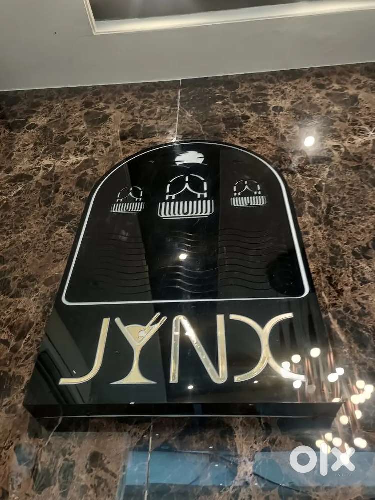 Urgent need service boy & girl' +housekeeping staf kitchen  chef