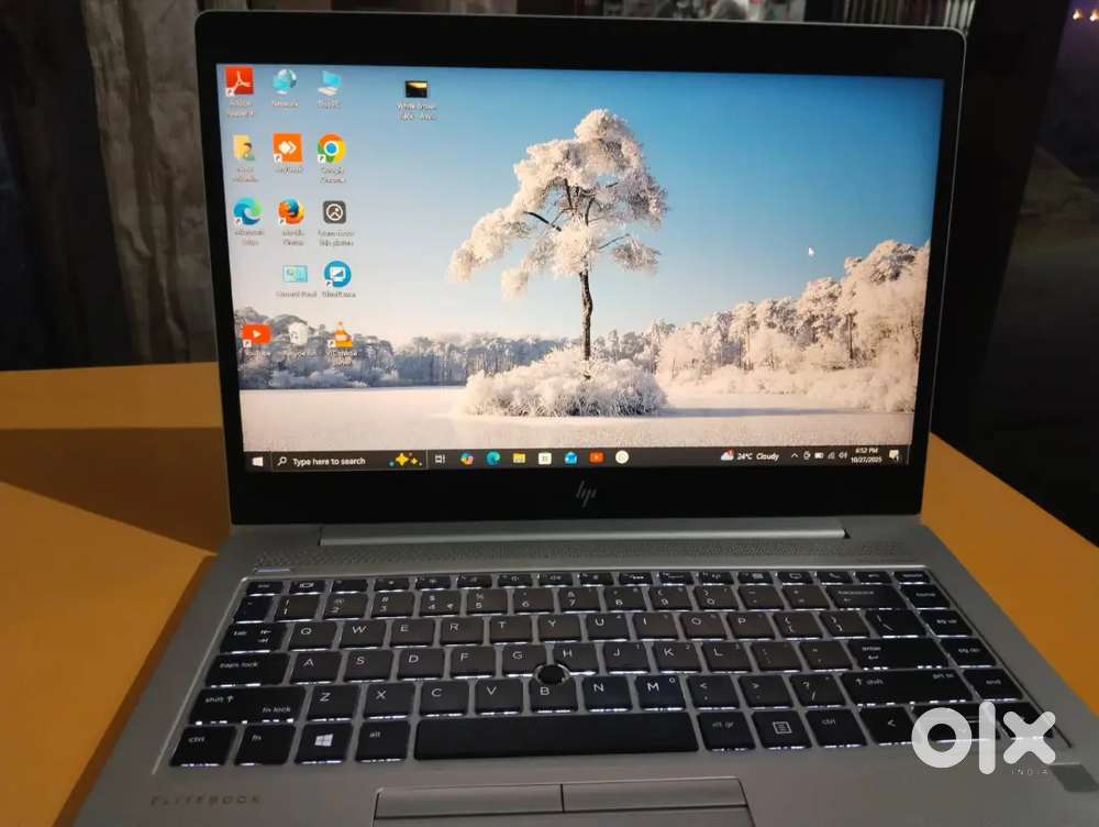 Hp laptop cor i 5 7gn good condition