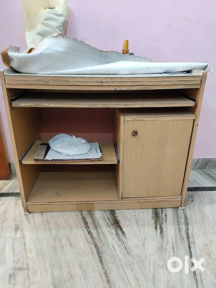 Study table, urgent sell