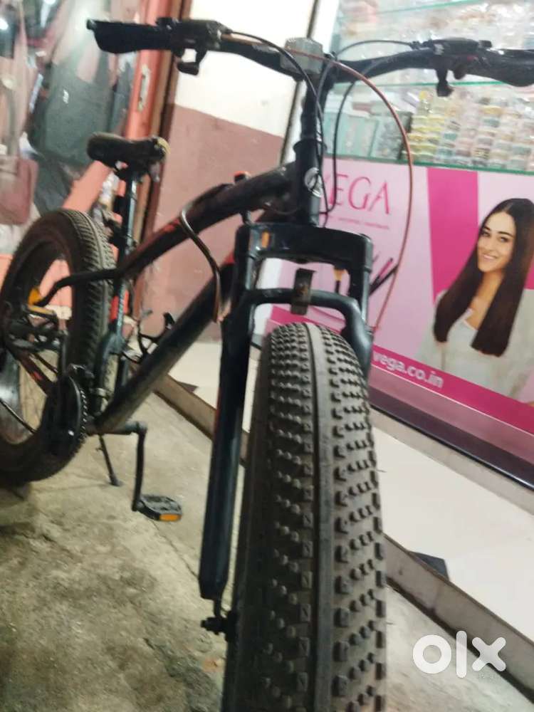 Avon yama fat tyred cycle