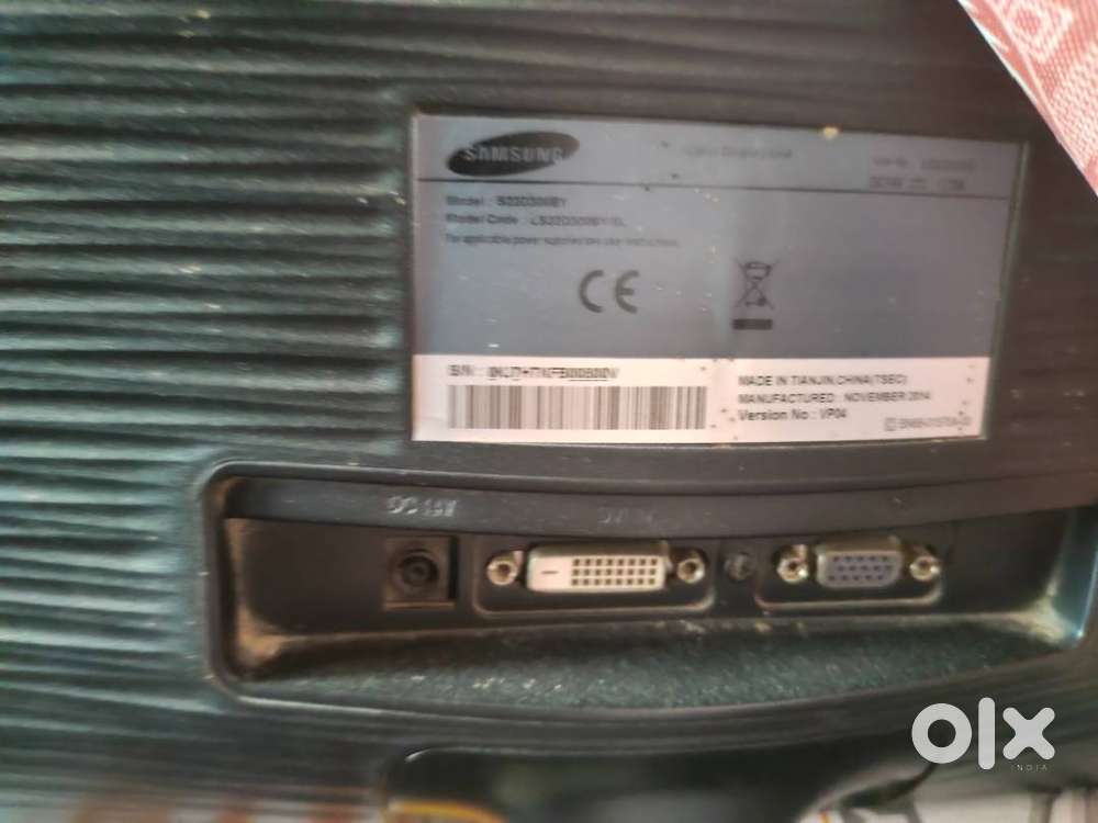 Samsung 22-inch LED Monitor (Fully Working) – DVI + VGA