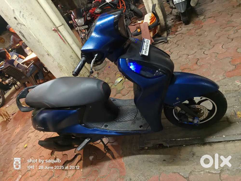 Well maintained scooty