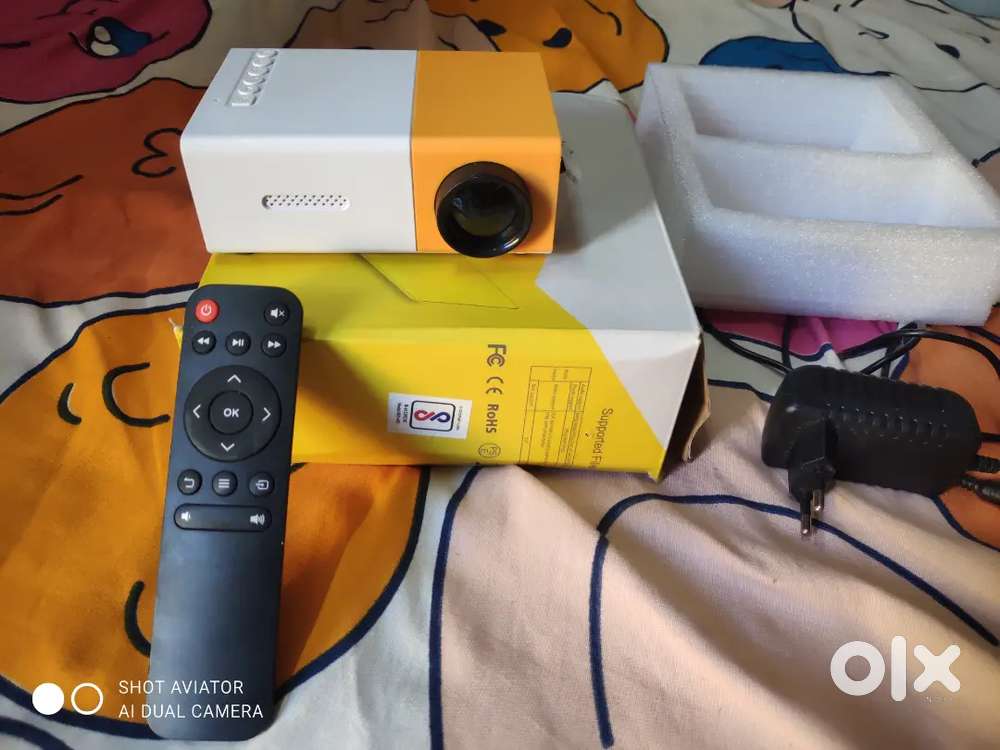 Projecter with remote and charger